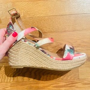 Steve Madden Montaukk Floral Espadrille- Size 8- Brand New in Box